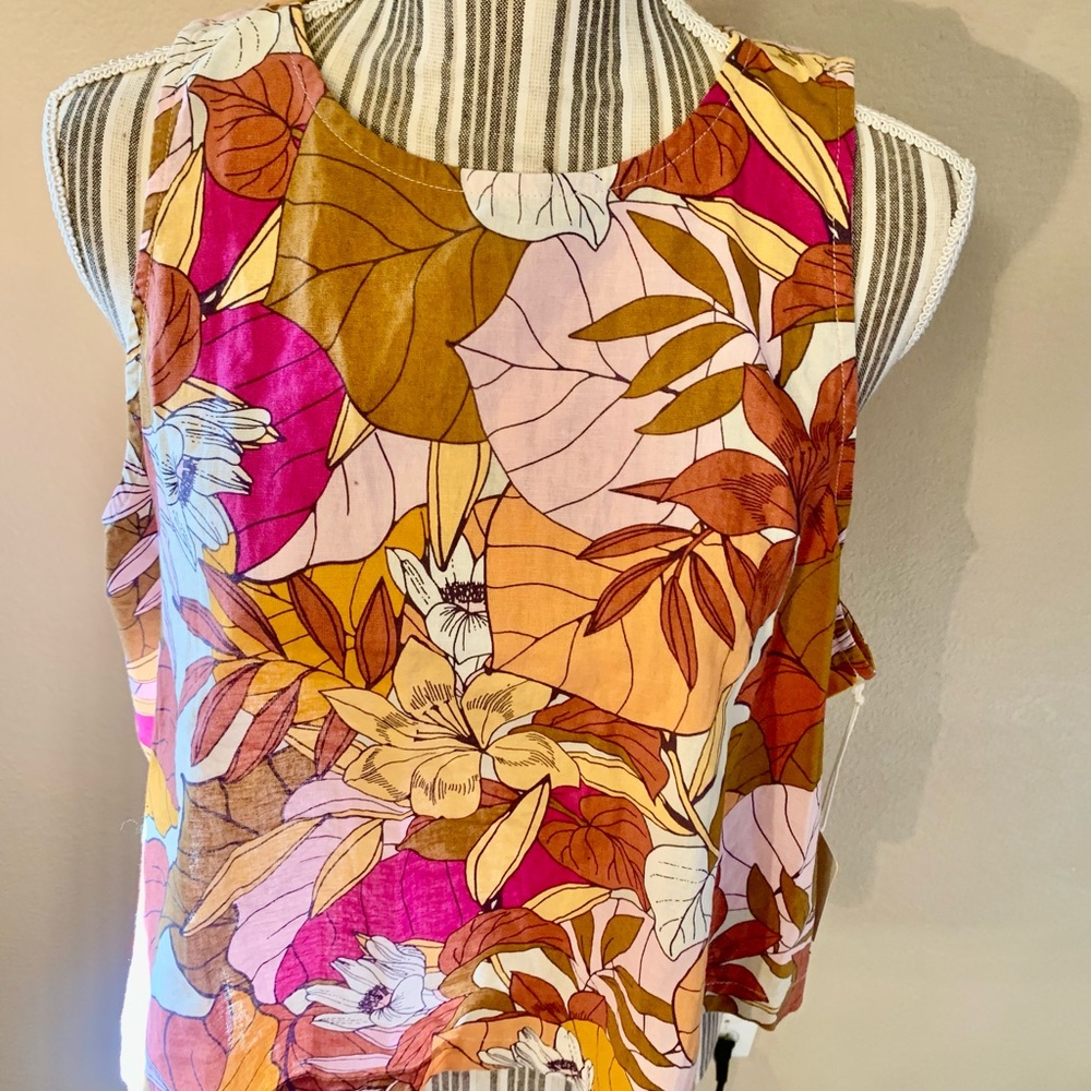 a.n.a Multicolor Floral Tank Top - Picture 2 of 14